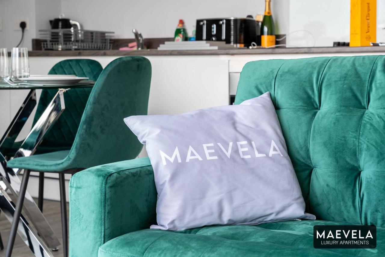 Maevela Apartments - Luxury Top Floor Penthouse - With Parking - 2 Bedroom New Build Apartment ✪ City Centre, Digbeth ✓ With Huge Patio Sliding Doors - City View - Rooftop Terrace - Ps4 & Smart Tv'S Birmingham Extérieur photo