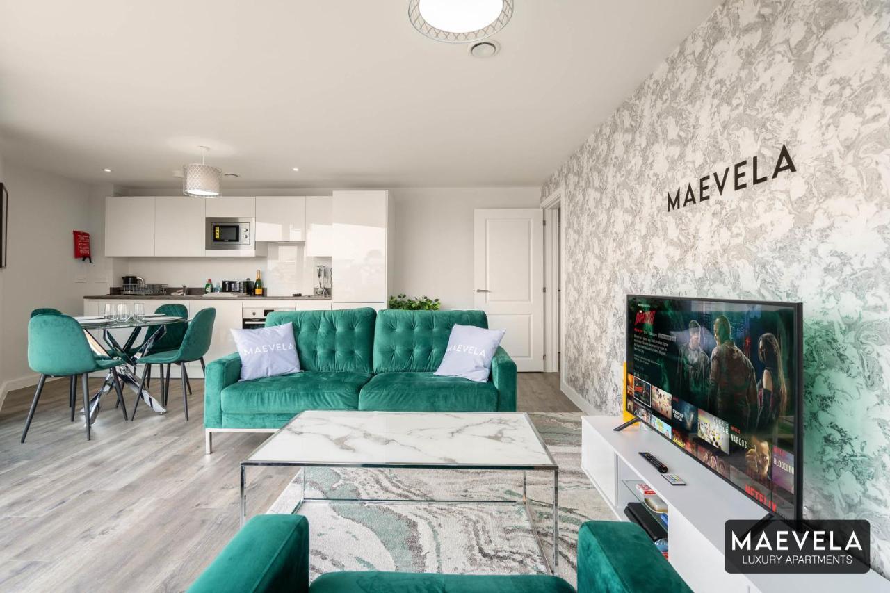 Maevela Apartments - Luxury Top Floor Penthouse - With Parking - 2 Bedroom New Build Apartment ✪ City Centre, Digbeth ✓ With Huge Patio Sliding Doors - City View - Rooftop Terrace - Ps4 & Smart Tv'S Birmingham Extérieur photo